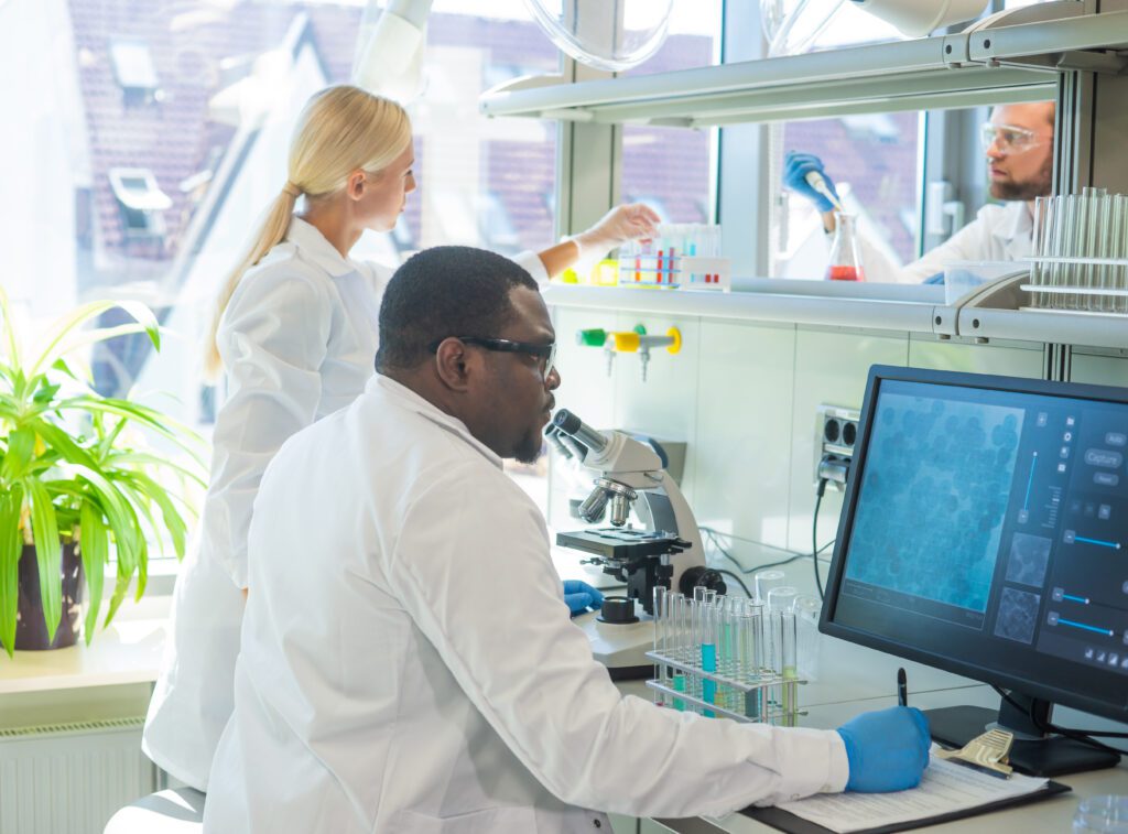 Group of people working in a laboratory